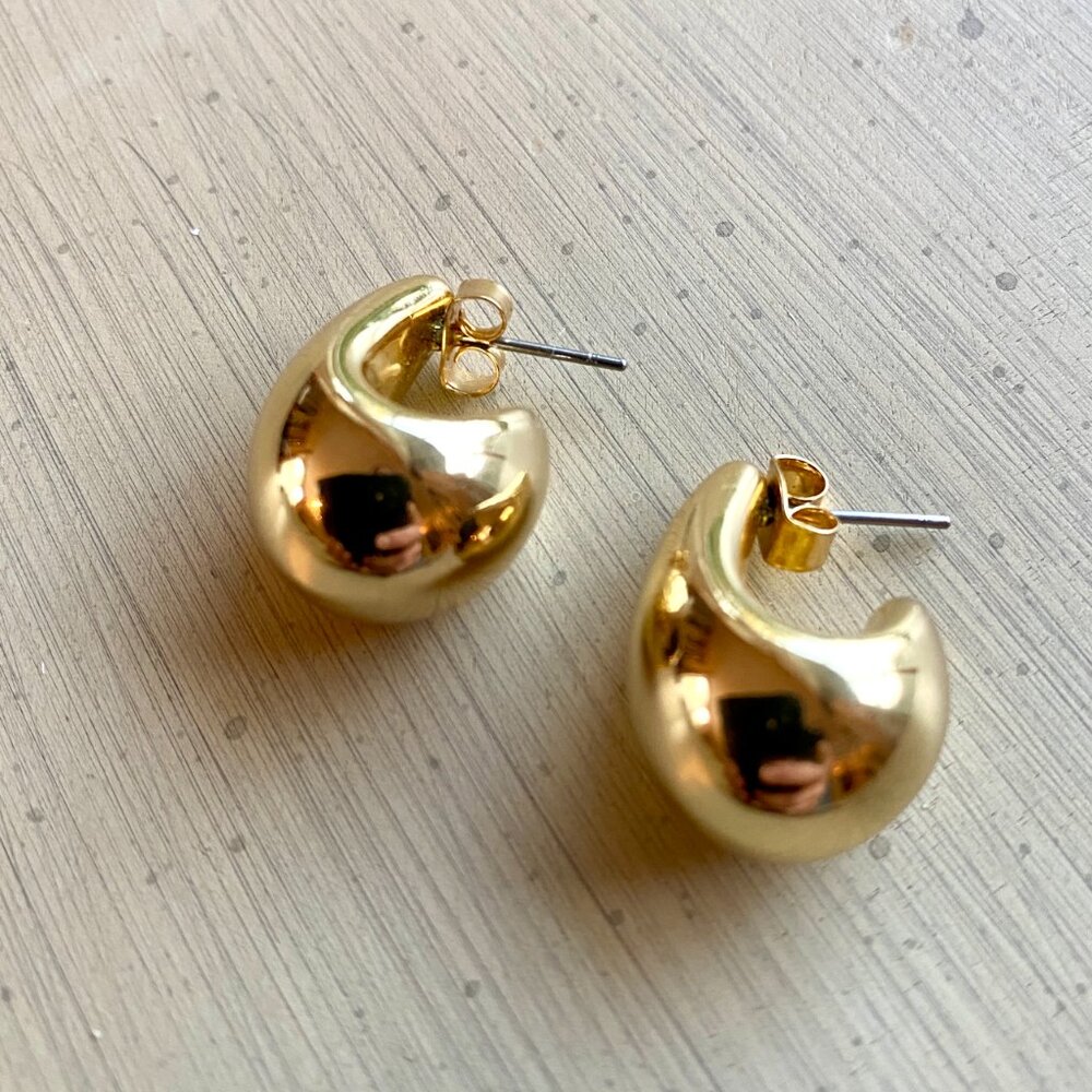Gold Tone Teardrop Stud Earrings - Picture 4 of 7